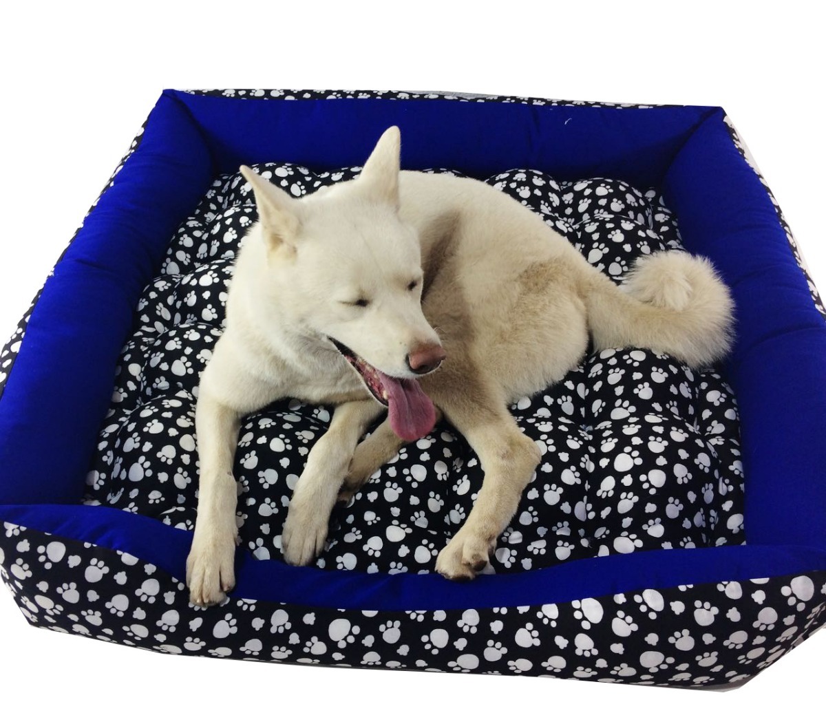 Cama Para Cachorros Grandes 1,10x1,10 Ex Labradores Akita R 269,89
