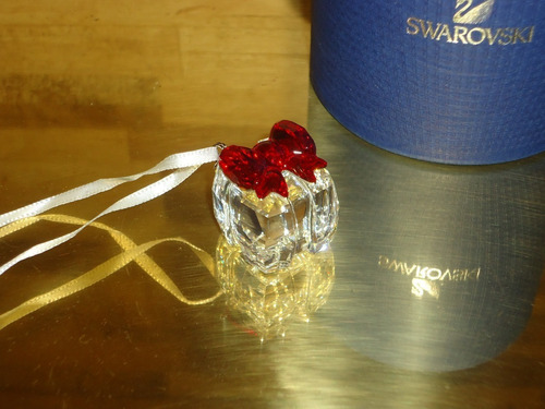 Enfeite Presente De Cristal Swarovski Lacinho Vermelho Parcelamento Sem Juros