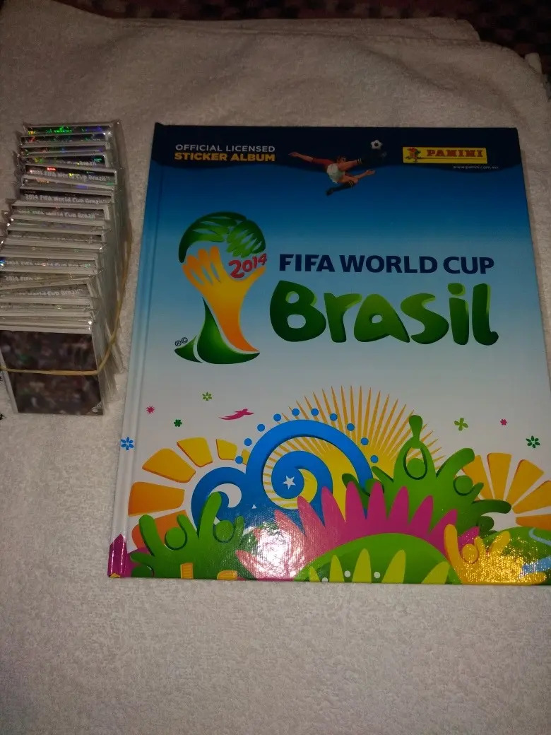 Álbum Pasta Dura Qatar 2022 Panini Mundial Opción A shop