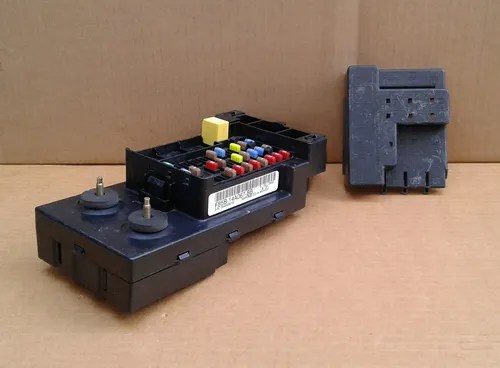 Caja De Fusibles Bajo Tablero Ford F-150/250 1997/1998 | Meses sin