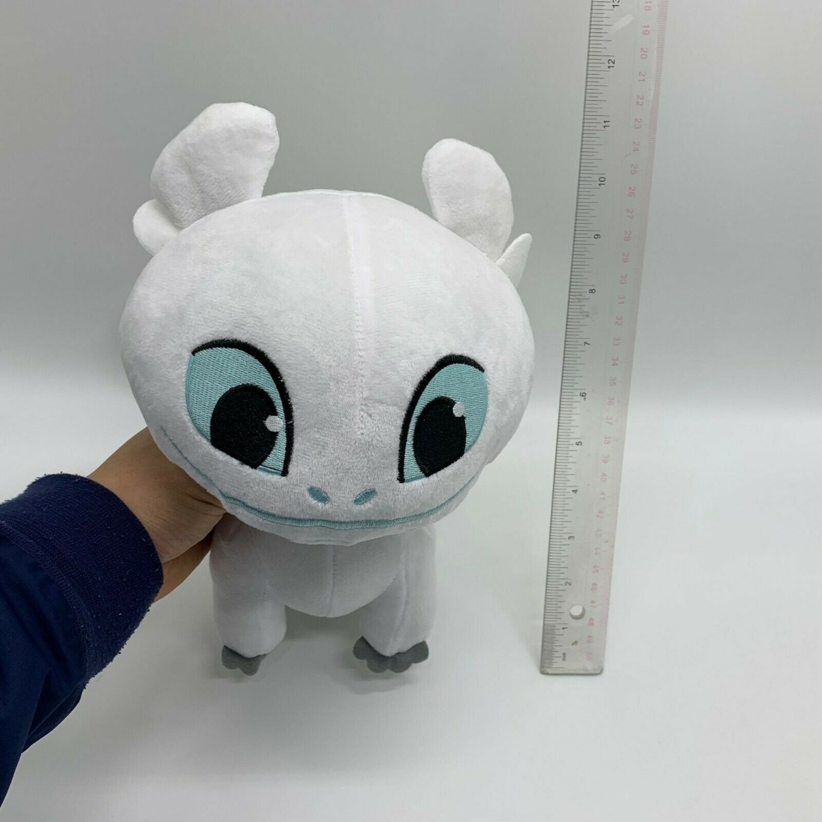 Pelúcia Namorada Banguela Furia Da Luz Branca 22cm Mercado Livre