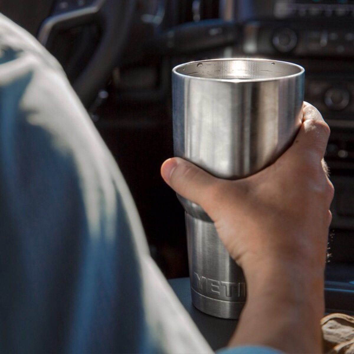 Yeti Rambler 30oz Vaso Térmico Termo Whiskey Mantiene Frio Mercado Libre