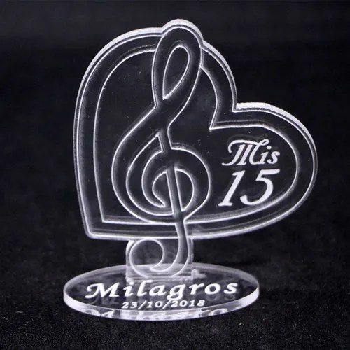 50 Souvenir Acrilico Corazon Clave De Sol 15 Años Economico en venta en