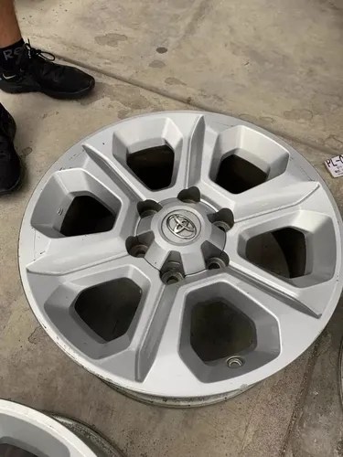 Set De Rines 17 Toyota Tacoma Tundra, 4 Runner, Hiliux Orig | Envío gratis