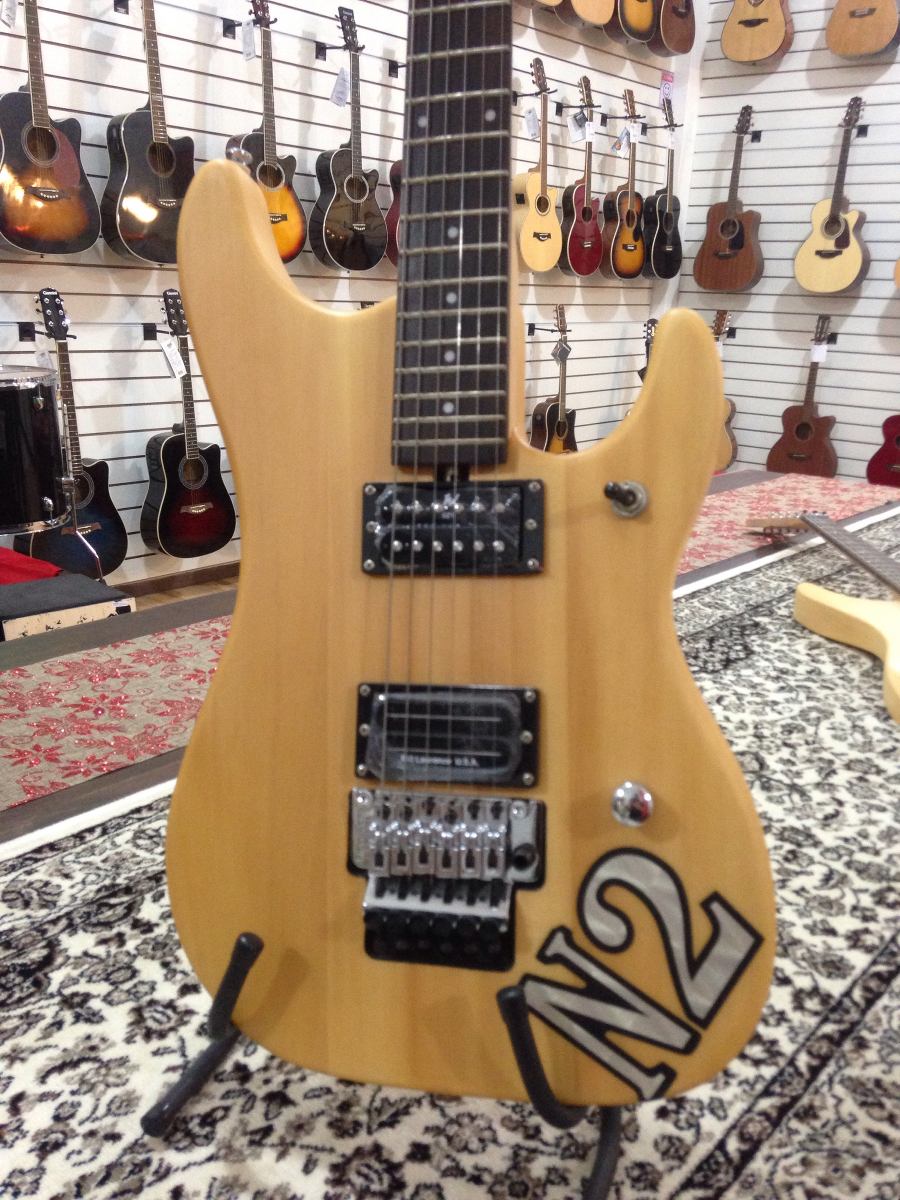 Guitarra Washburn N2 Nuno Bettencourt Natural C/ Pushpull