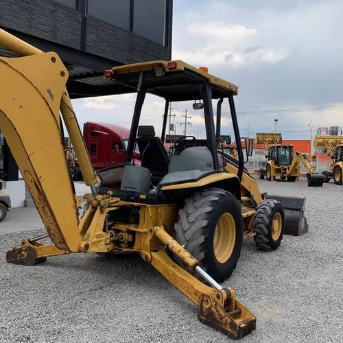 Retroexcavadora Caterpillar 416 D 4x4 Año 2004 Con Extensión en venta