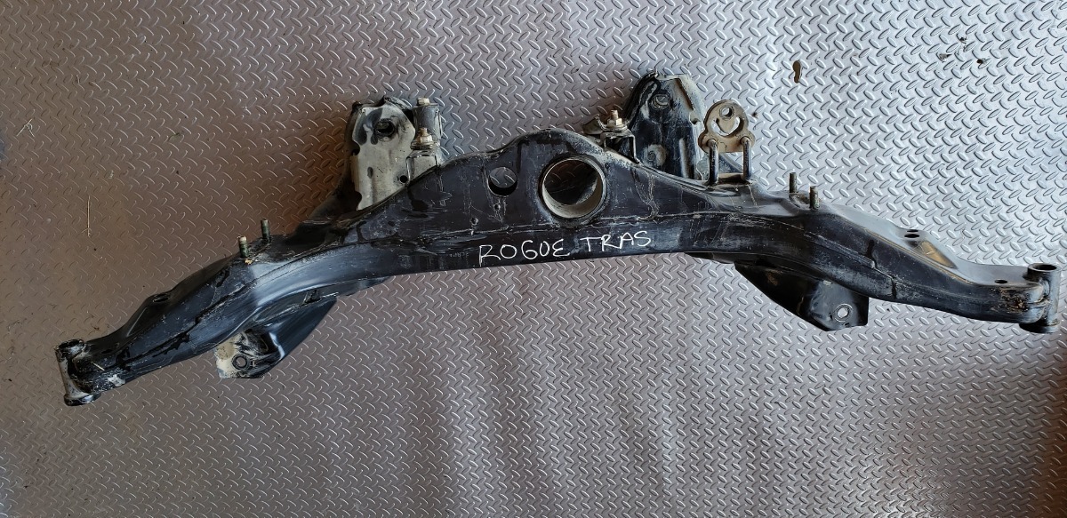 Nissan Rogue 0814 Puente Suspensión Trasera Mercado Libre