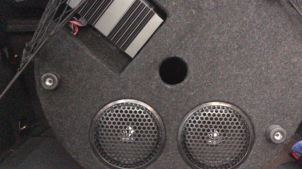 Subwoofer Vw Helix Plug And Play Original 000051419b Mercado Livre