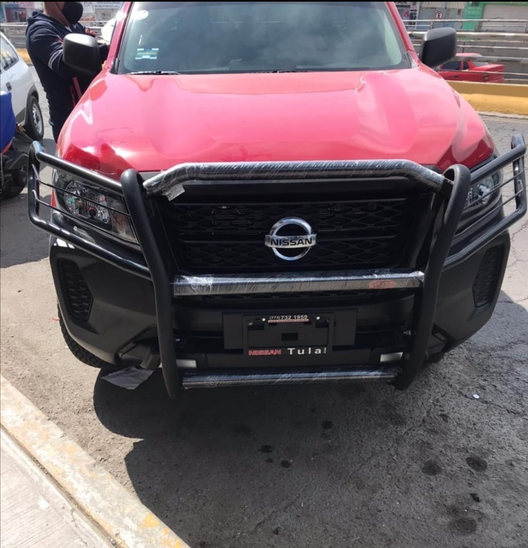 Tumbaburros Nissan Np300 Frontier Negro Calidad Original Mercado Libre