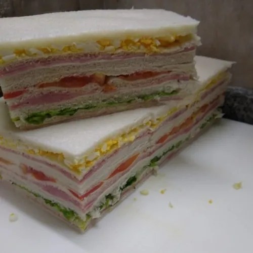 Sandwich De Miga X 48 Surtido Mataderos Alodewilly en venta en Capital