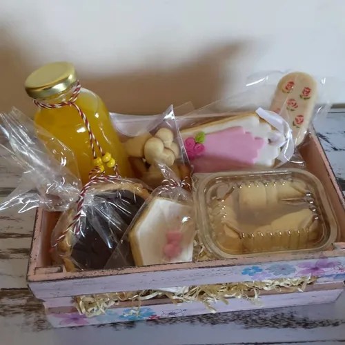 Dia De La Madre Cajoncito Con Productos Dulces Muy Caceros en venta