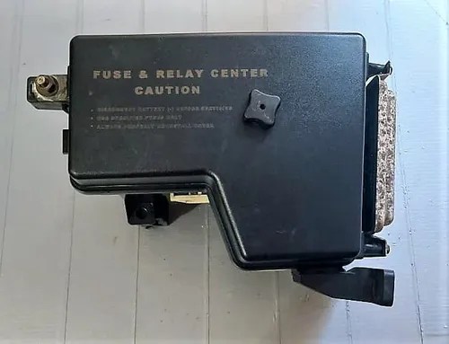 2003-2005 Dodge Ram 1500 Caja De Fusibles Ipdm 56049011af | Meses sin