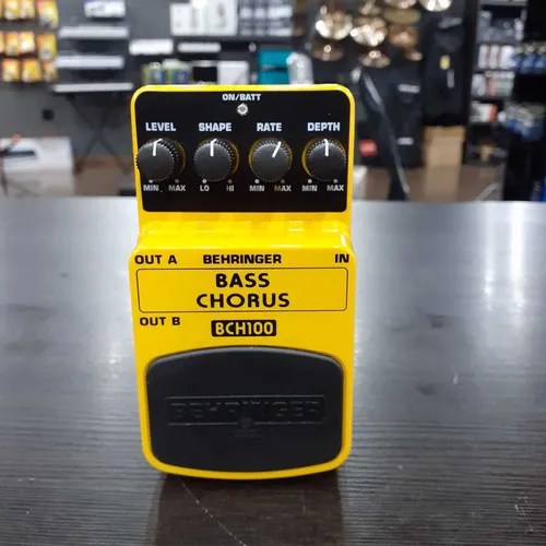 Pedal Baixo Behringer Bass Chorus Bch100 Usado