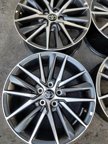 Rines Toyota Camry 2021 Originales 18 2 Pz en venta en Cuauhtémoc