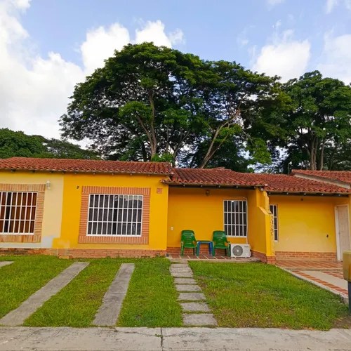 Townhouse En Venta Valle De Oro San Diego, Lino Juvinao MercadoLibre