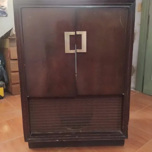Mueble Aparador Radio Y Tocadiscos Antiguo Original en venta en Capital