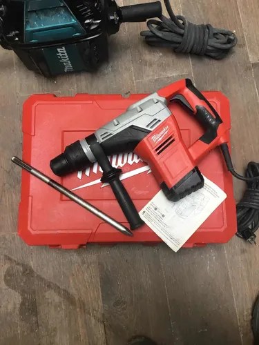 Rompedor Cincelador Con Rotomartillo Milwaukee 5317 20 7 Kg | Meses sin