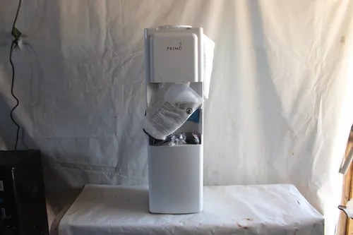Primo Dispensador De Agua Frio Y Caliente Color Blanco