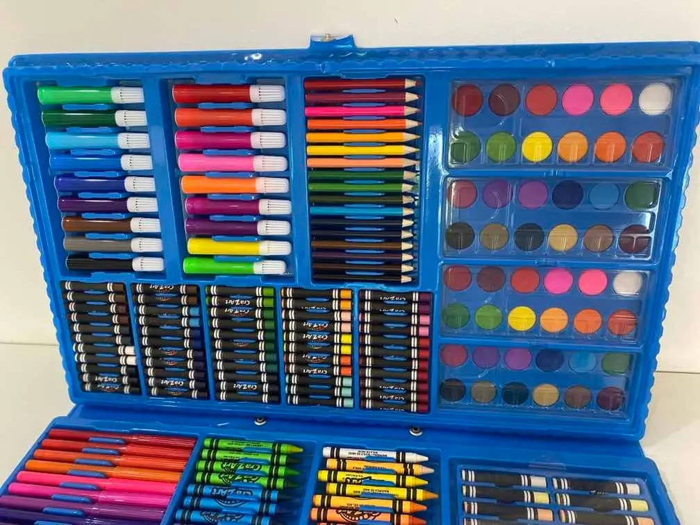 Caja De Colores, Marcadores Y Mas Para Colorear. 250 Piezas MercadoLibre