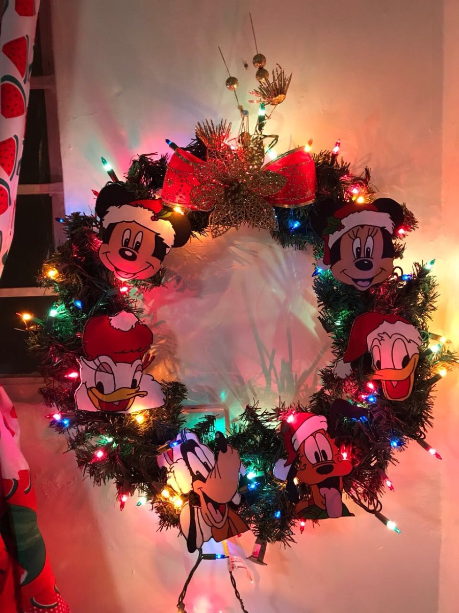 Corona Navideña Mickey Mouse Y Varios Personajes Envío gratis