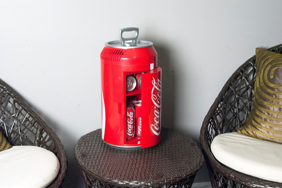 Mini Cooler Elétrico Bivolt Para 8 Latas Cocacola Vintage R 948,90