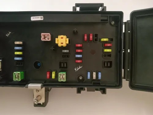 Caja De Fusibles, Módulo Tipm , Dodge Ram 2006 en venta en Delicias