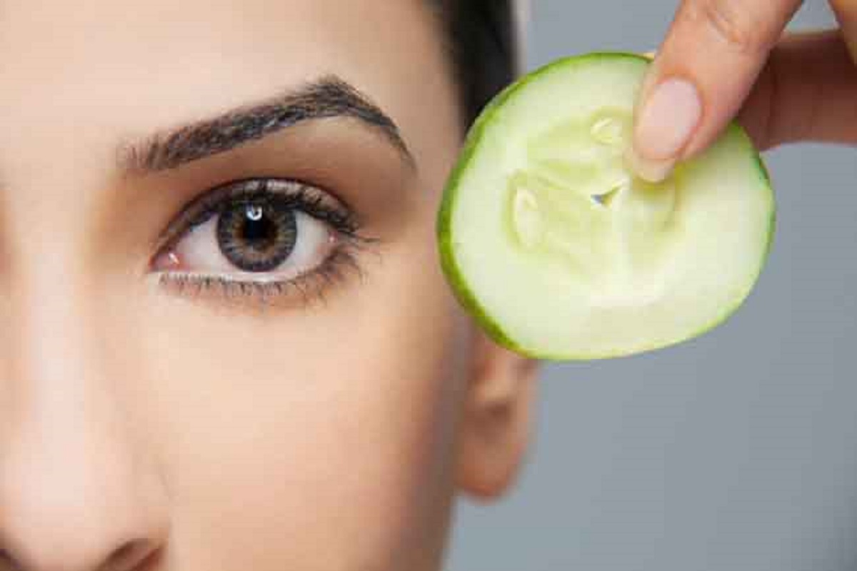 5 Remedies for Dark Spots Under Your Eyes HTV