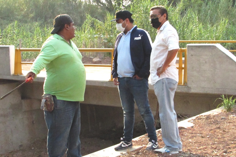 Se realiza limpia y mantenimiento a las orillas del Río Salado