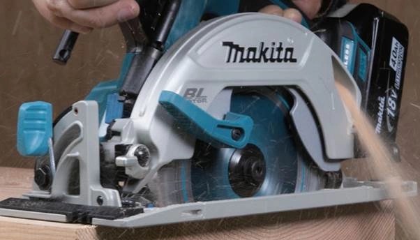 The New Makita 165mm Brushless Circular Saw - DHS680 | ITS Hub