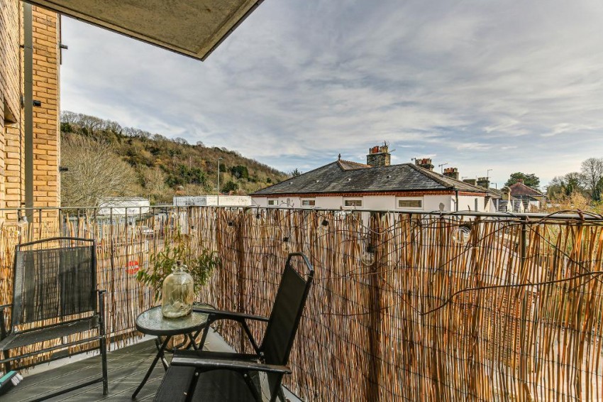 Old Barn Lane, Kenley, 1 bedroom, Flat