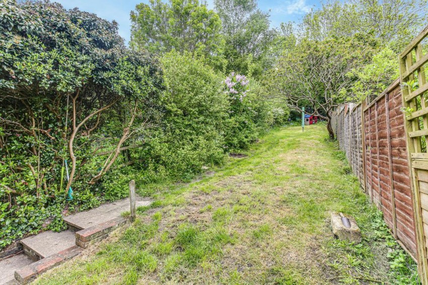 Beechwood Road, Caterham, 2 bedroom, SemiDetached