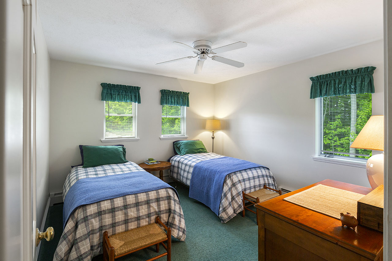 173 East Rd 31 HUBCAM Full Service Real Estate Marketing Assets