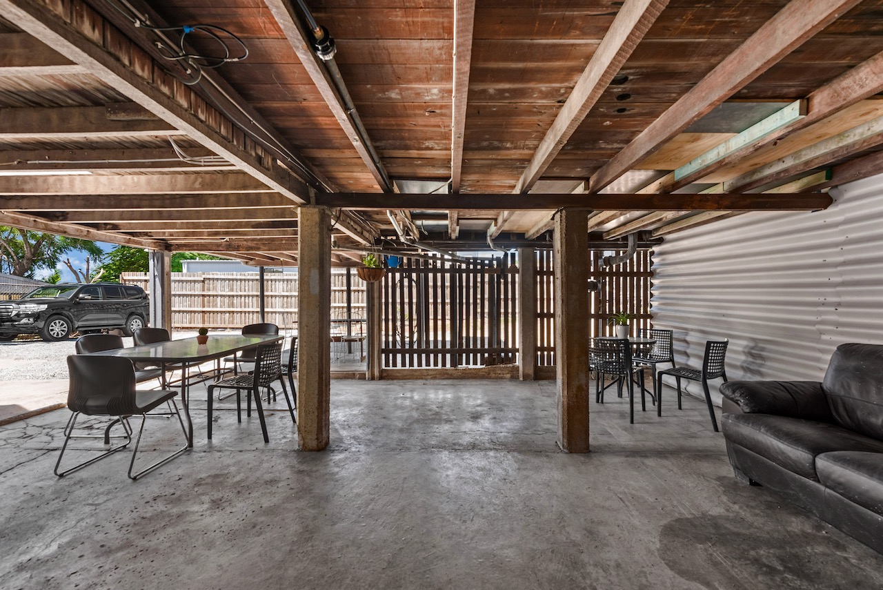 “City View Lodge”, 117 Lytton Rd East Brisbane Huddle Property