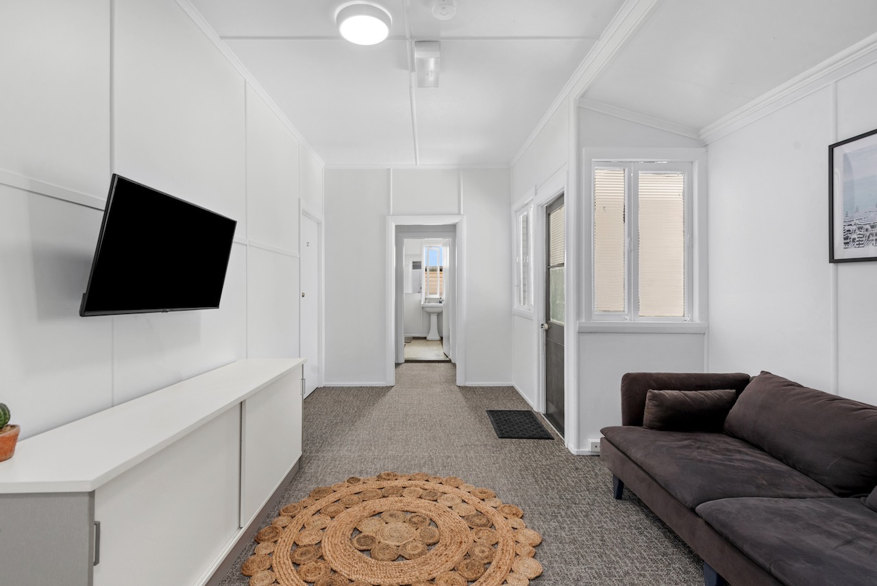 “City View Lodge”, 117 Lytton Rd East Brisbane Huddle Property