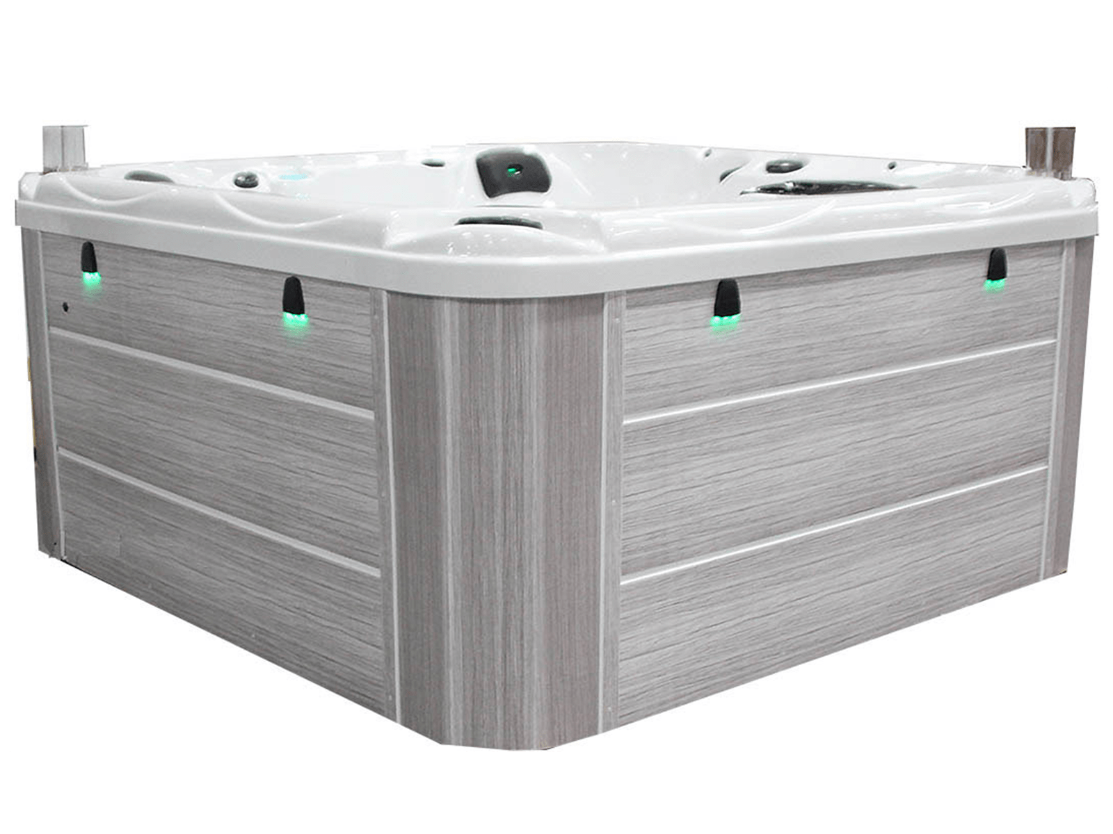 SynthaWood™ Skirting Hudson Bay Spa