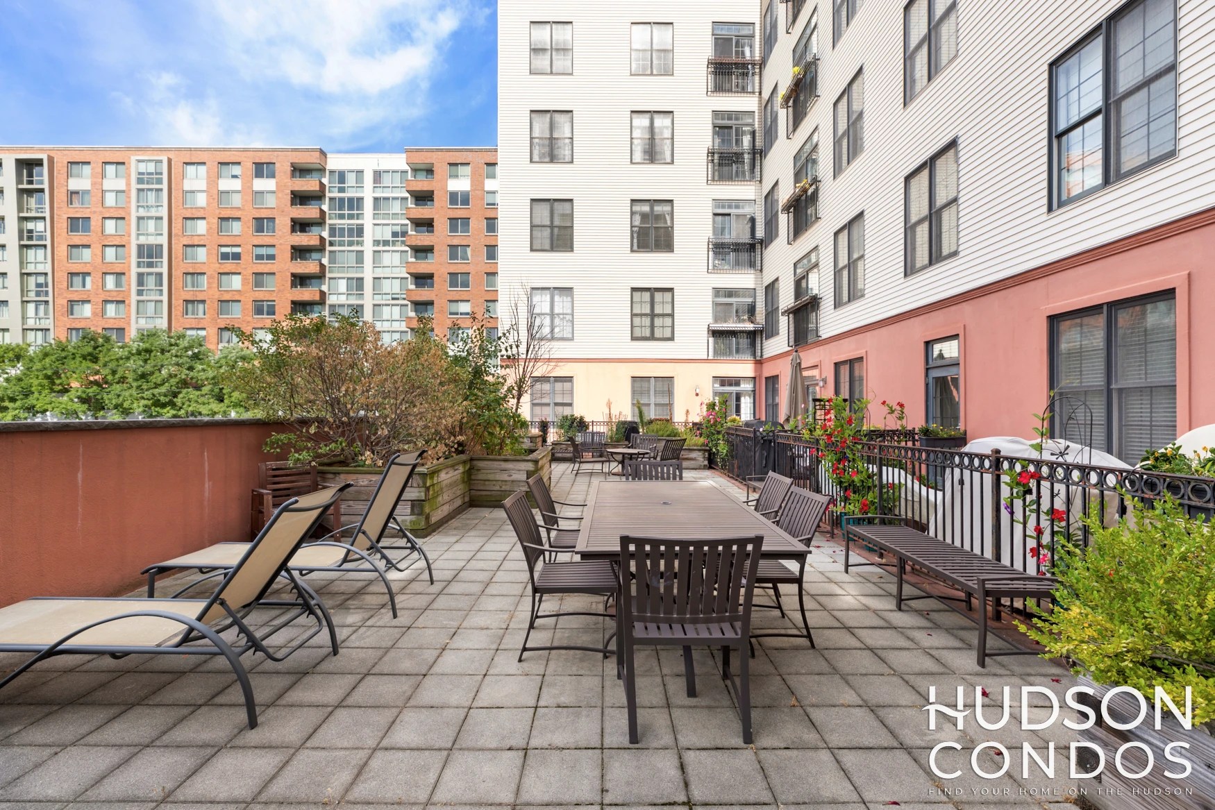 Fields Crossing Condos for Sale and Rent in Hoboken, NJ