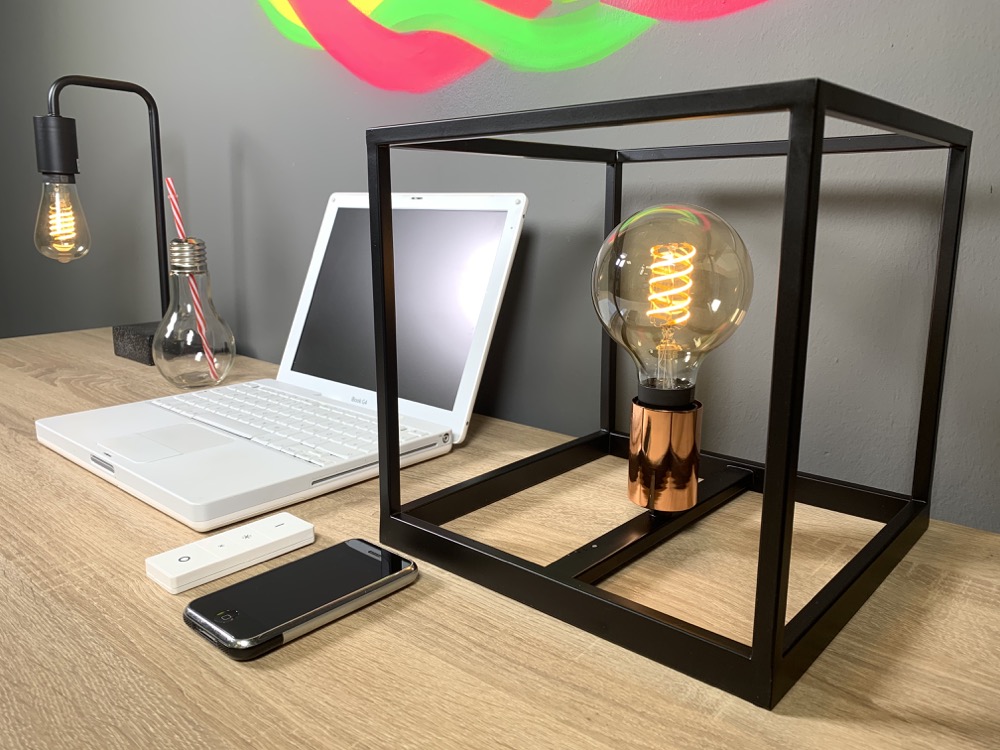 Flickering lamps some Hue White Filament with defects