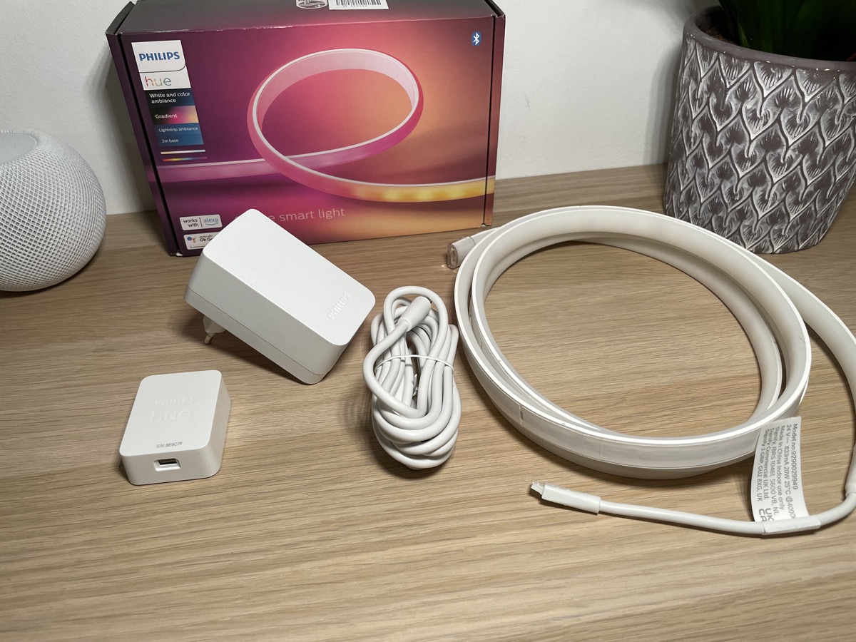 Ambiance Gradient Lightstrip: Review of the Philips Hue innovation