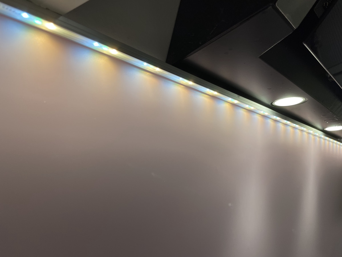 Ambiance Gradient Lightstrip Review of the Philips Hue innovation