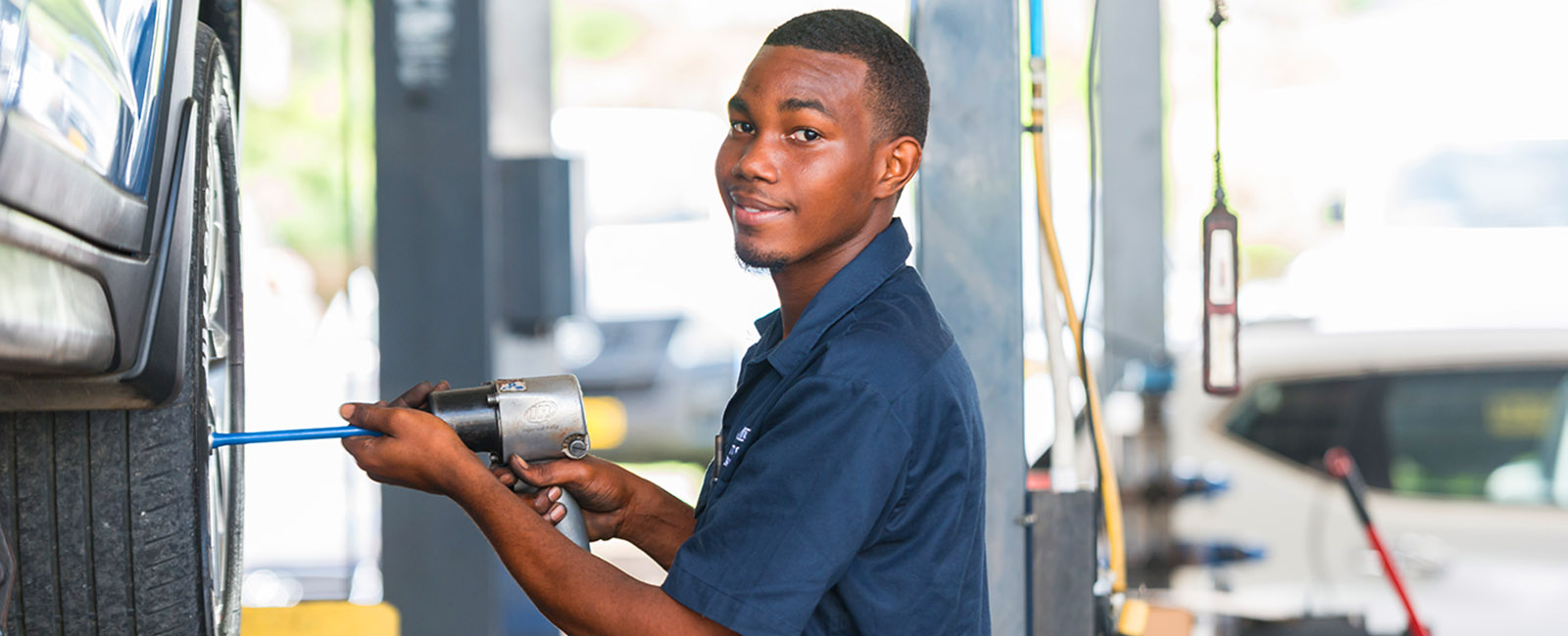 Huggins Automotive Huggins