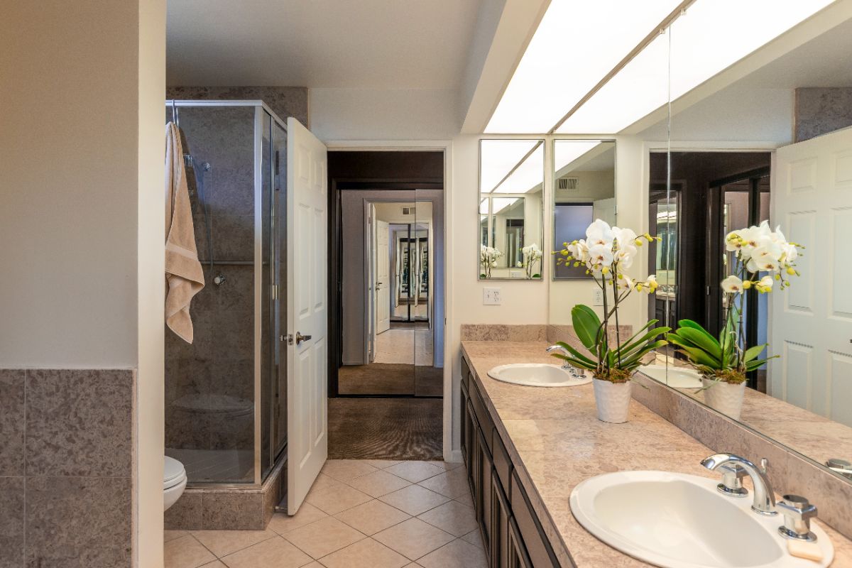 1290 Sharon Park Drive, Unit 50 Hugh Cornish Real Estate of