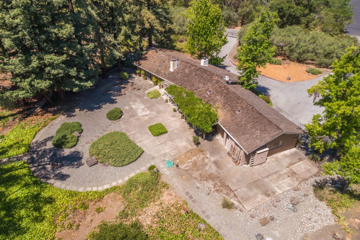 401 Fletcher Drive, Atherton Hugh Cornish Real Estate of Atherton