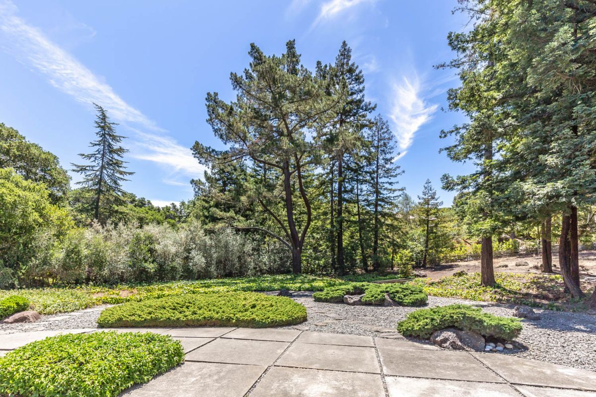 401 Fletcher Drive, Atherton Hugh Cornish Real Estate of Atherton