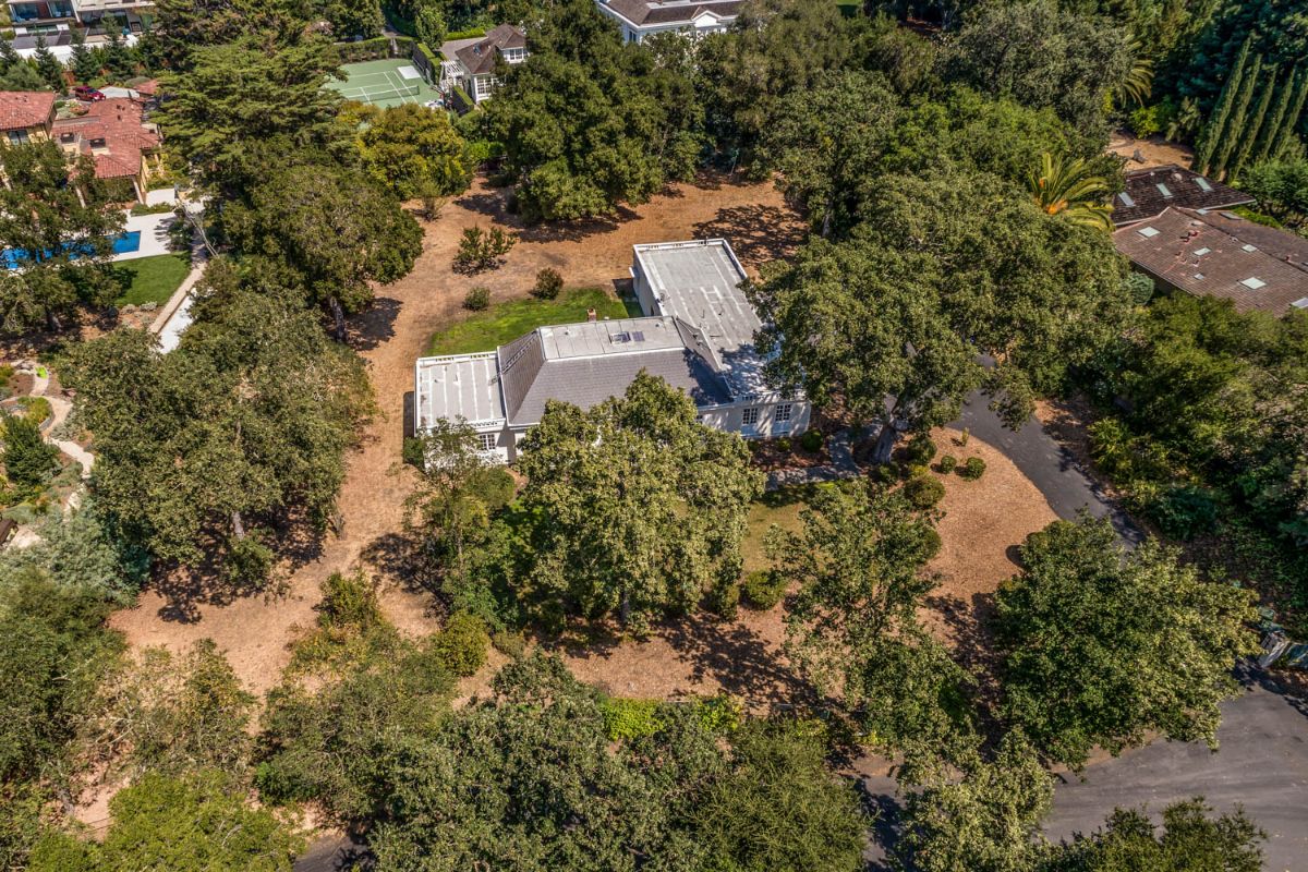 211 Stockbridge Avenue, Atherton Hugh Cornish Real Estate of