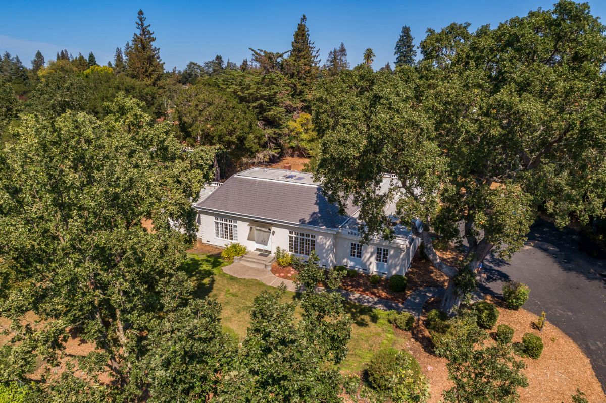 211 Stockbridge Avenue, Atherton Hugh Cornish Real Estate of