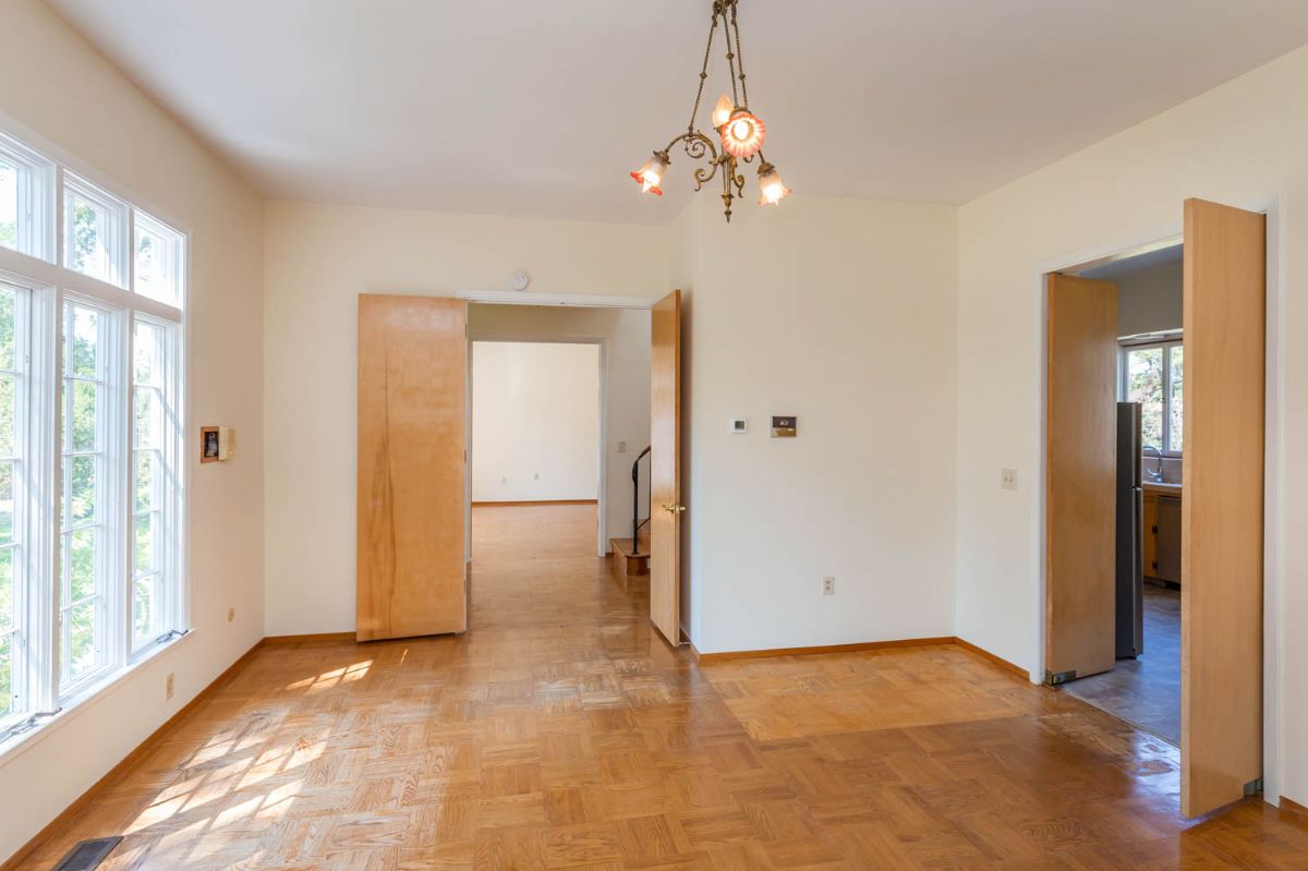 211 Stockbridge Avenue, Atherton Hugh Cornish Real Estate of