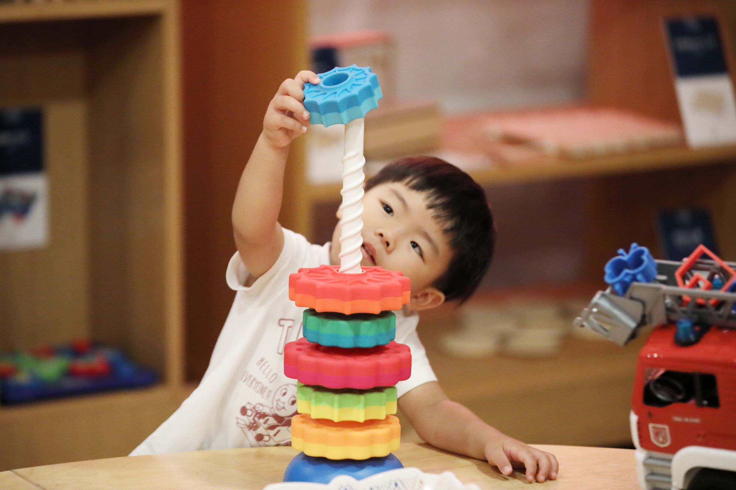 知育おもちゃの老舗【ピープル】の人気おもちゃ11選｜おもしろネーミングものからロングセラーまで年齢別に紹介