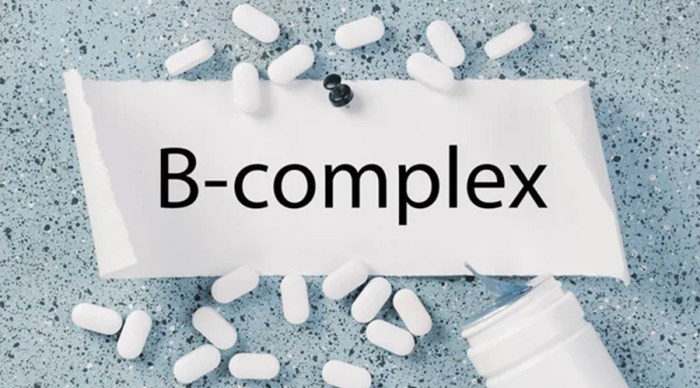 What is the Difference Between B12 and B Complex Vitamins? What is the Difference Between B12 and B Complex Vitamins?
