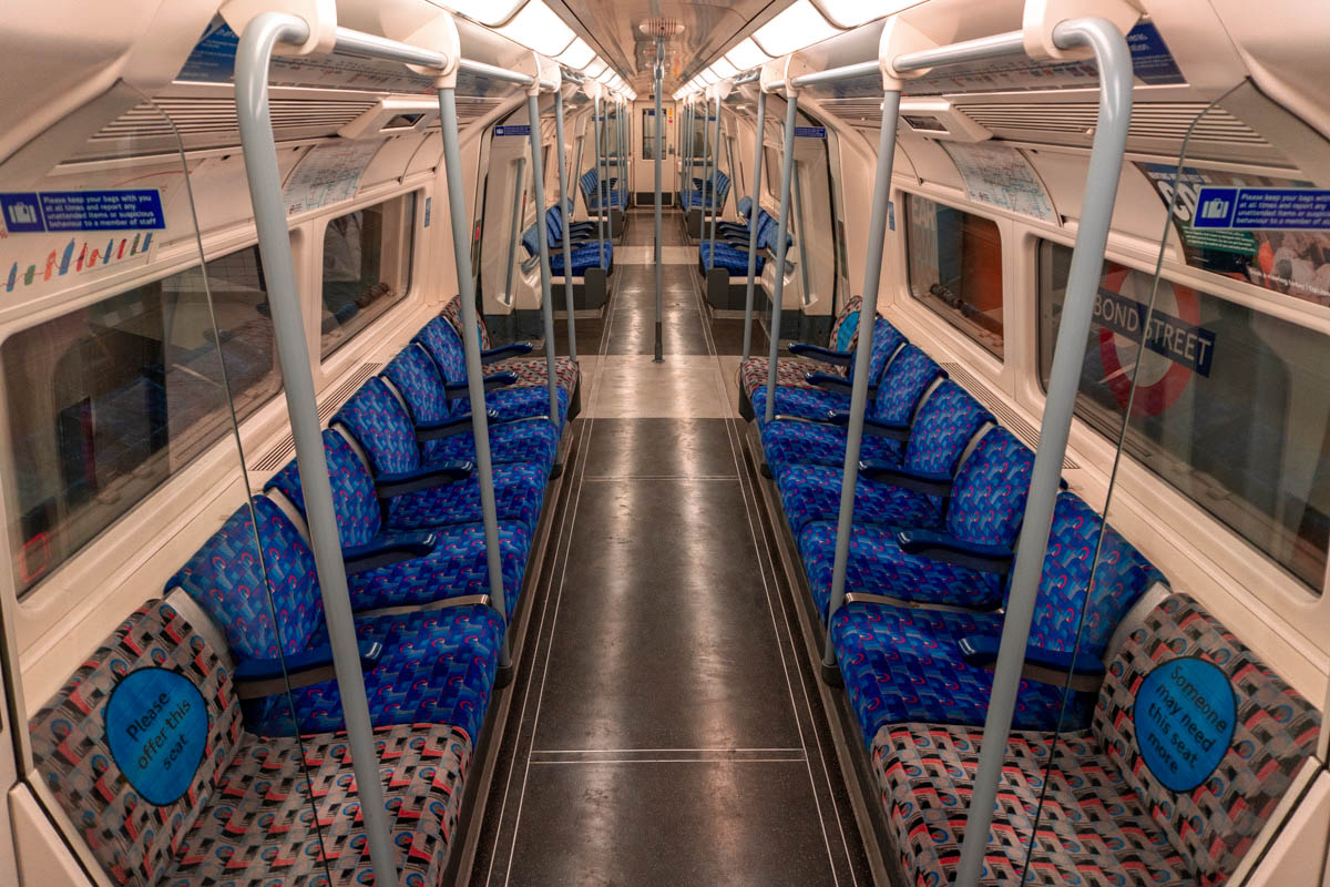 51 Eerie Photos Show London's Deserted Streets During Coronavirus Lockdown HumanWindow