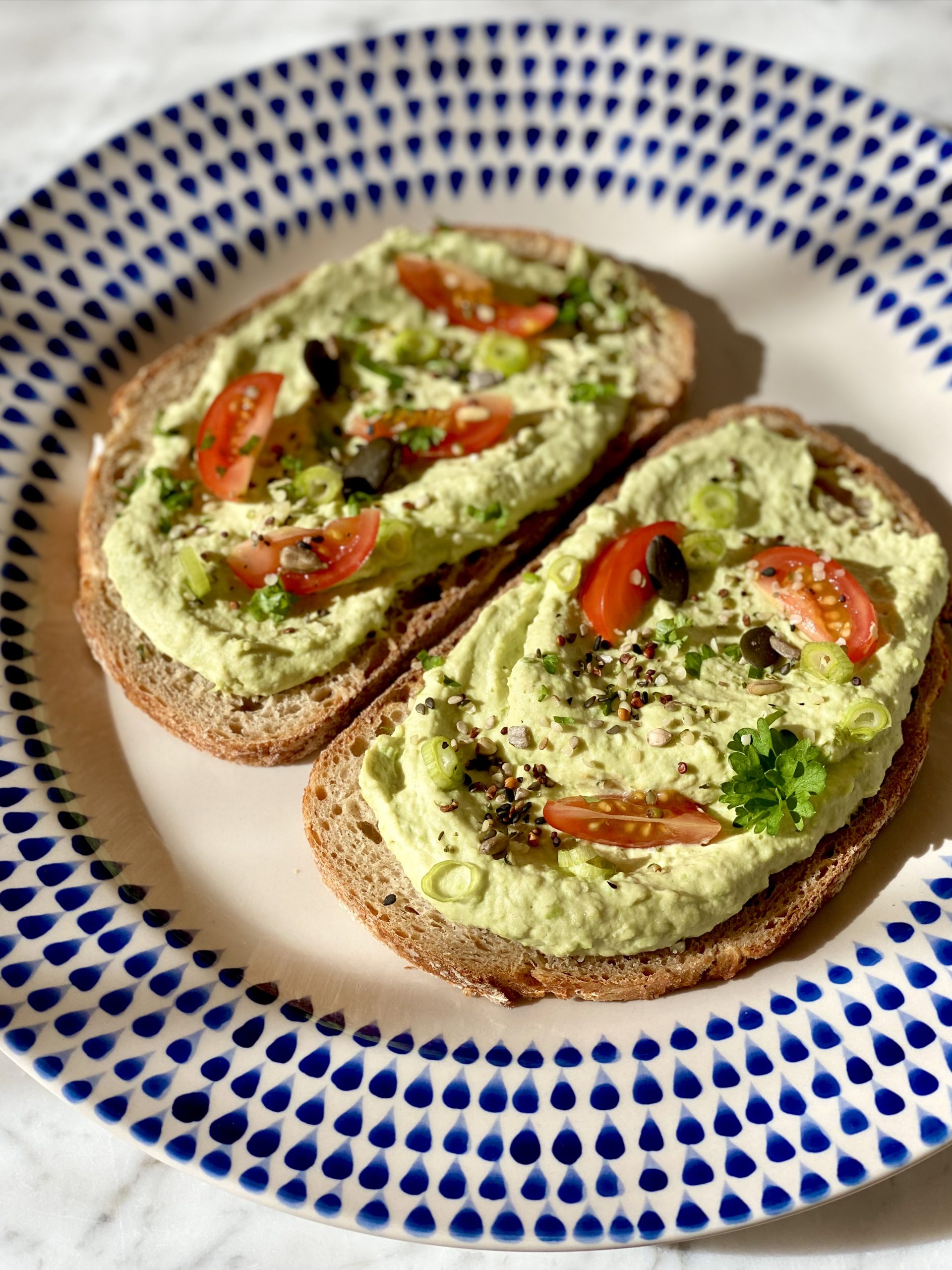 Green Pea & Moringa Hummus Humbly by